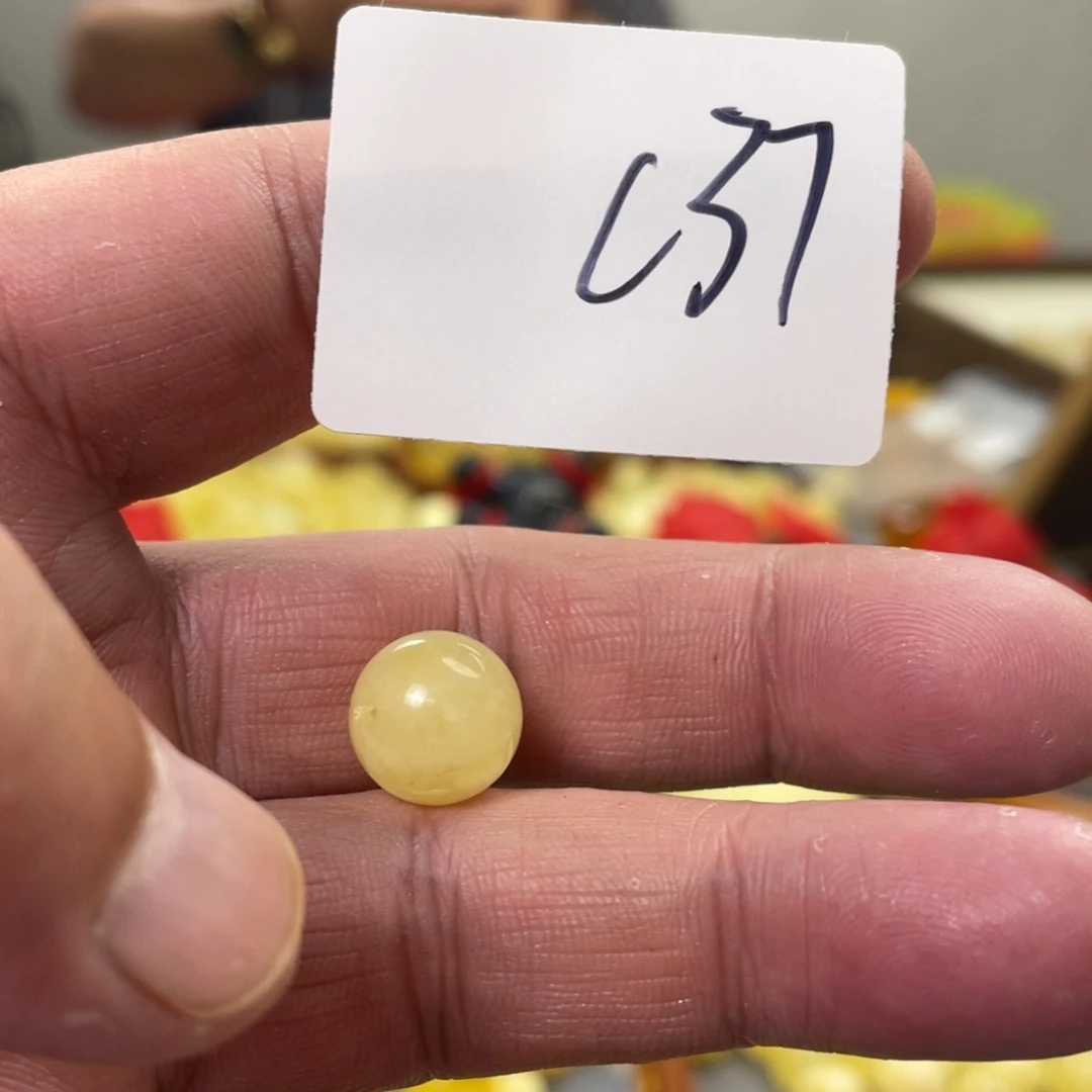 手链琥珀未镶嵌多样性发，发其中一件