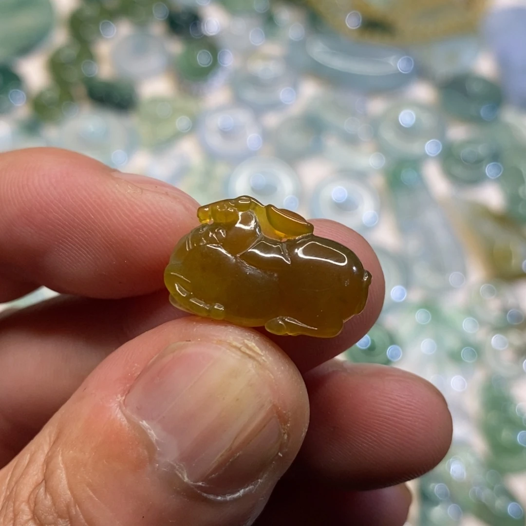 定制翡翠未镶嵌翡翠