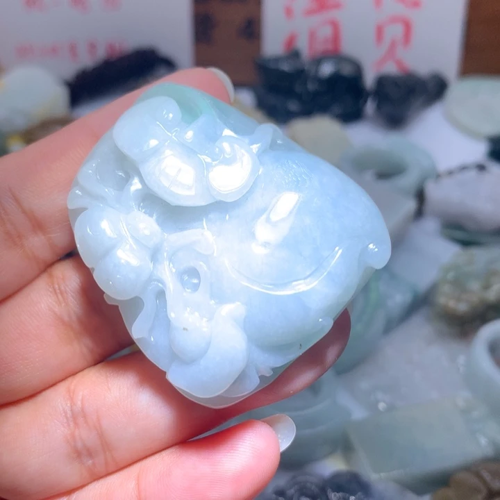 翡翠未镶嵌颈饰保真天然A货翡翠