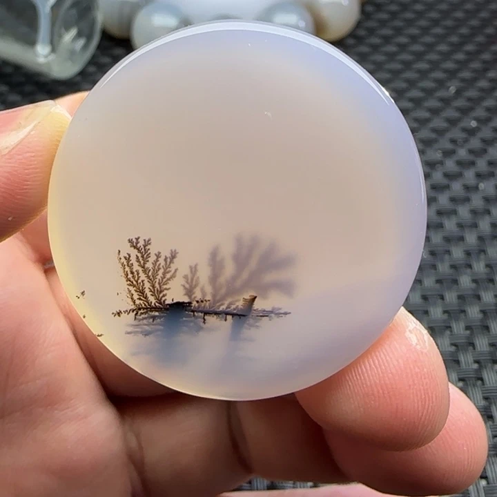 温***3玛瑙/玉髓未镶嵌颈饰