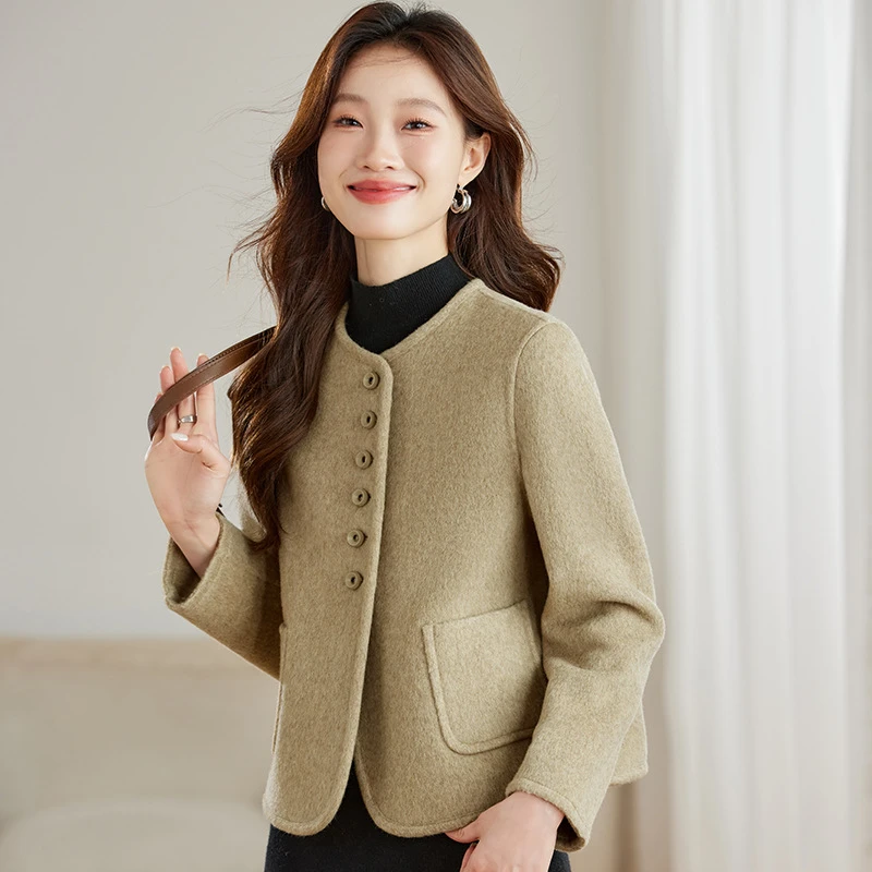 20252025秋季新款女士短款时尚毛呢外套休闲百搭小个子女装羊毛大