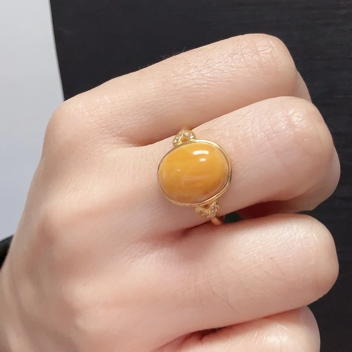 银S925镶嵌蜜蜡戒指仓库