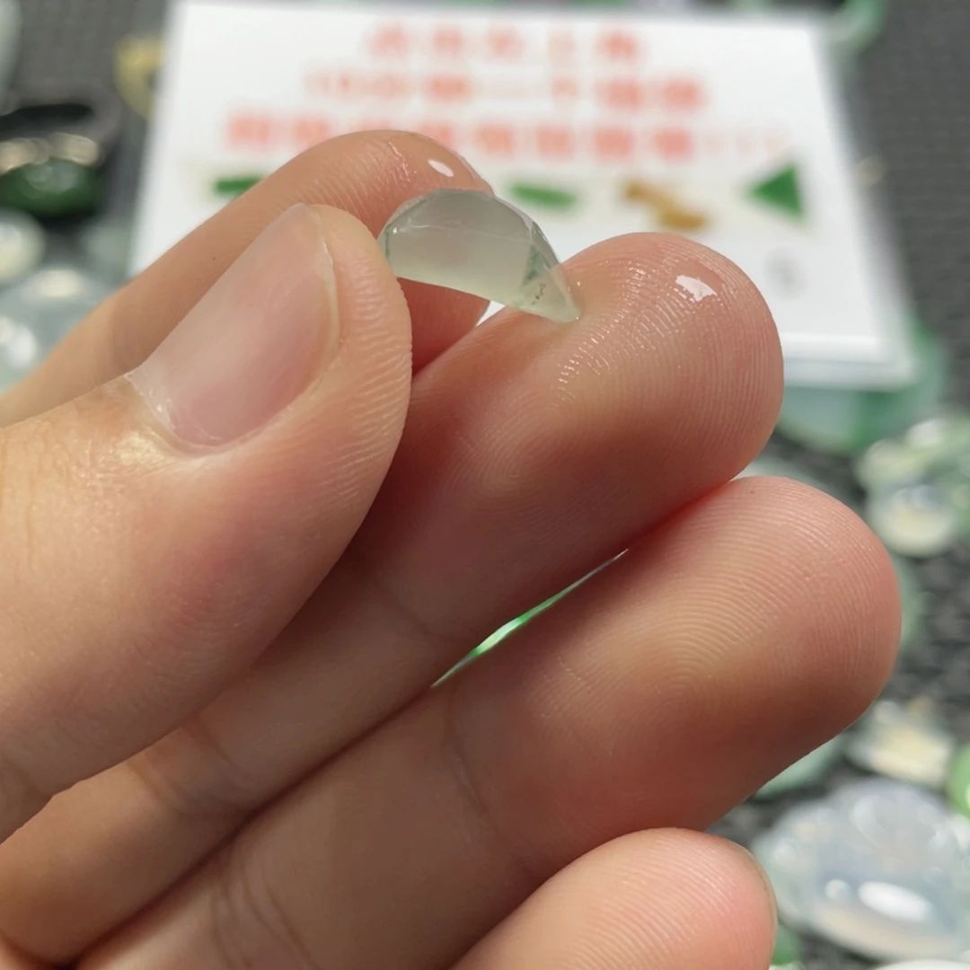 未镶嵌定制翡翠翡翠