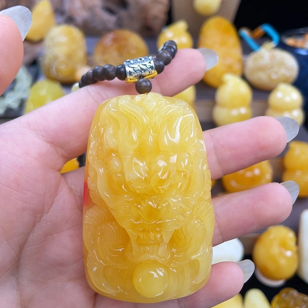 琥珀未镶嵌珠宝奇石