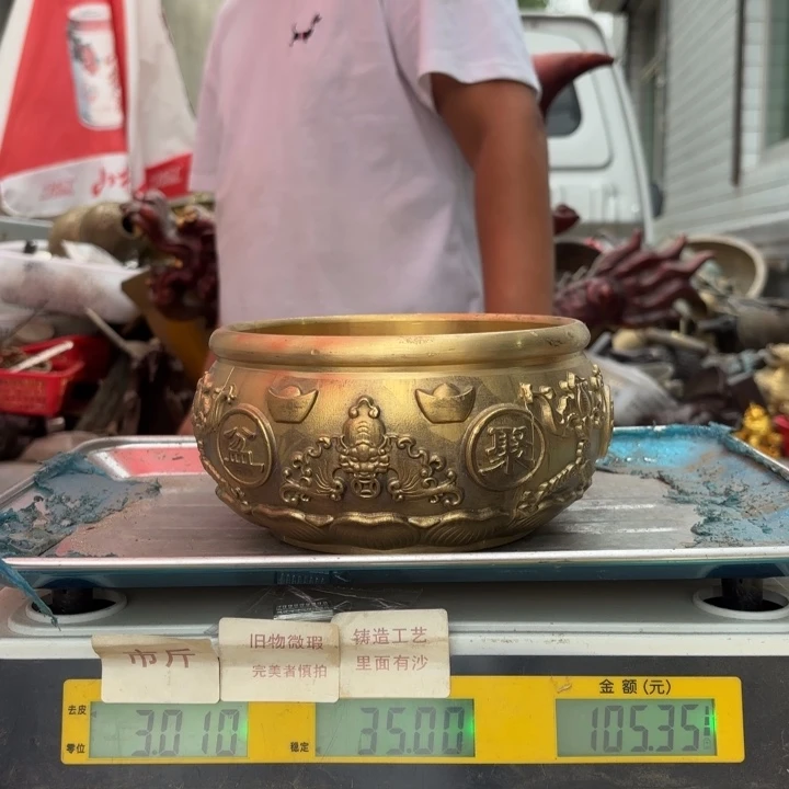 758 铜器物品理性消费