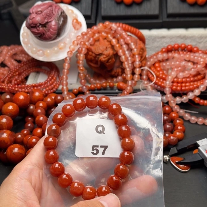 南红玛瑙未镶嵌多样性发货默认微瑕称重10mm