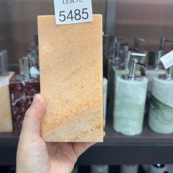 L****tL。  5485。。。。。不退换