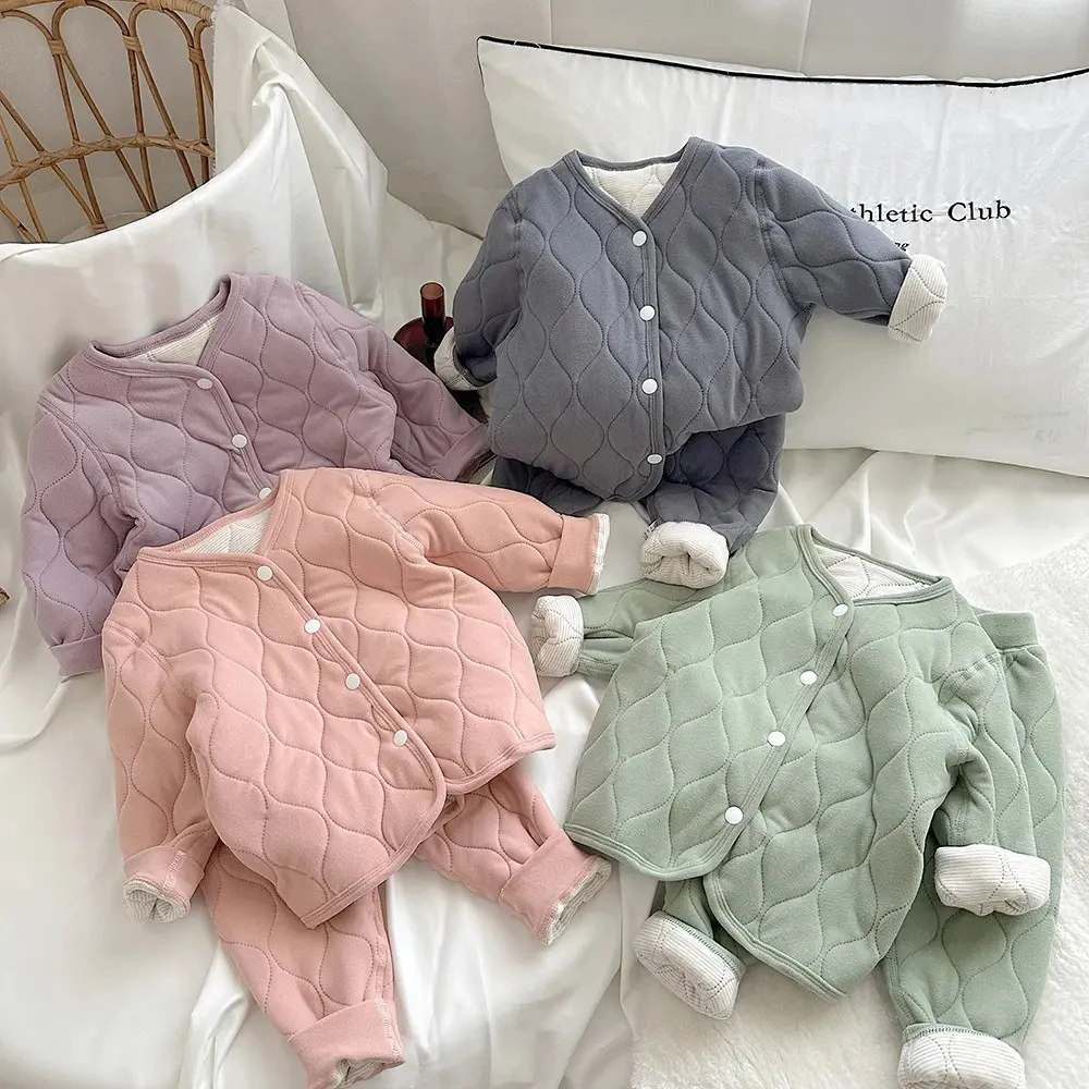 蚕丝羊毛加厚棉袄校服神器儿童保暖上衣秋冬三层夹棉内穿外套