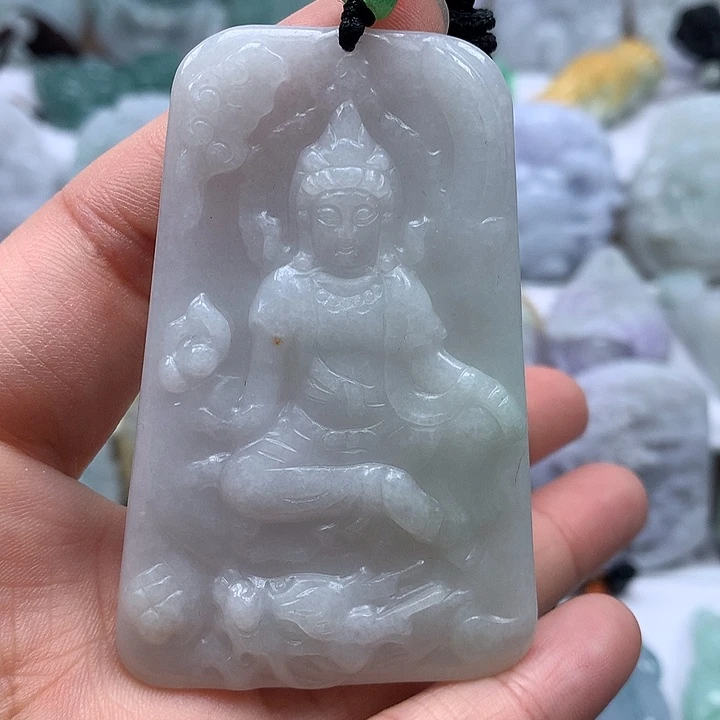 翡翠未镶嵌颈饰玉龙观音福利