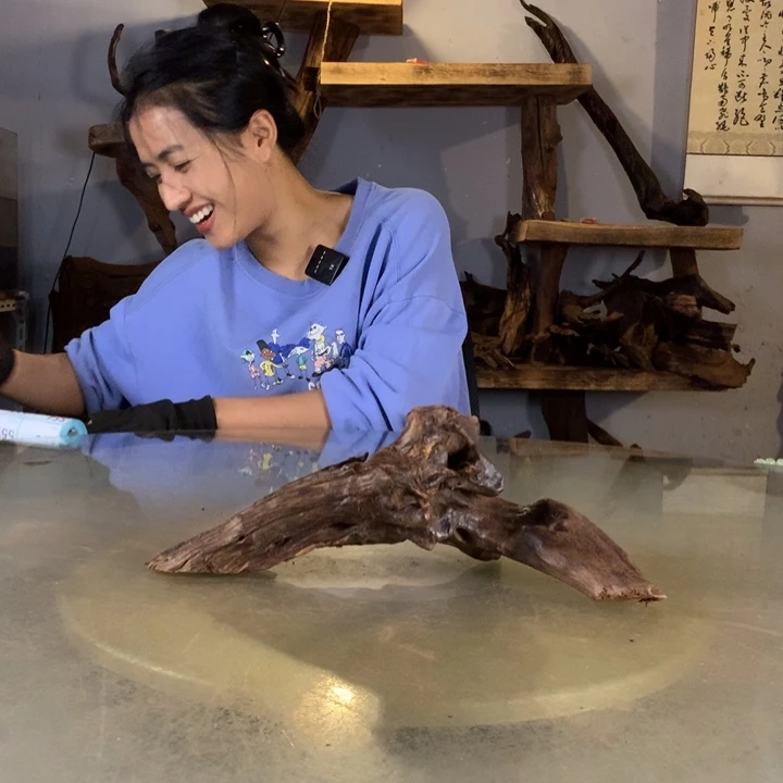 .***i天然的云南紫柚木会黄水