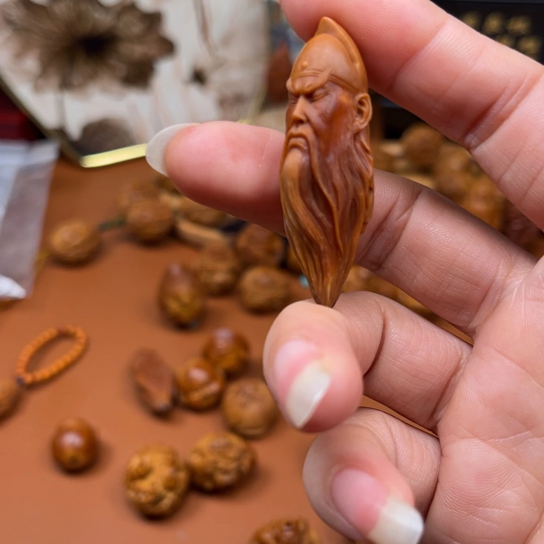 橄榄核手串/手链微花关公