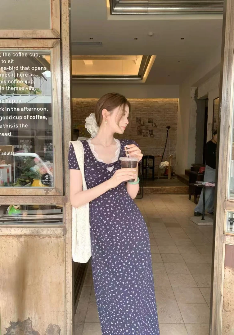 88052深兰碎花裙