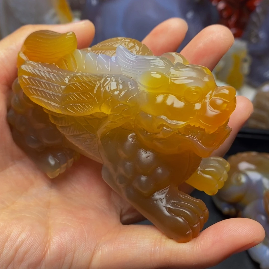 玛瑙/玉髓手把件未镶嵌