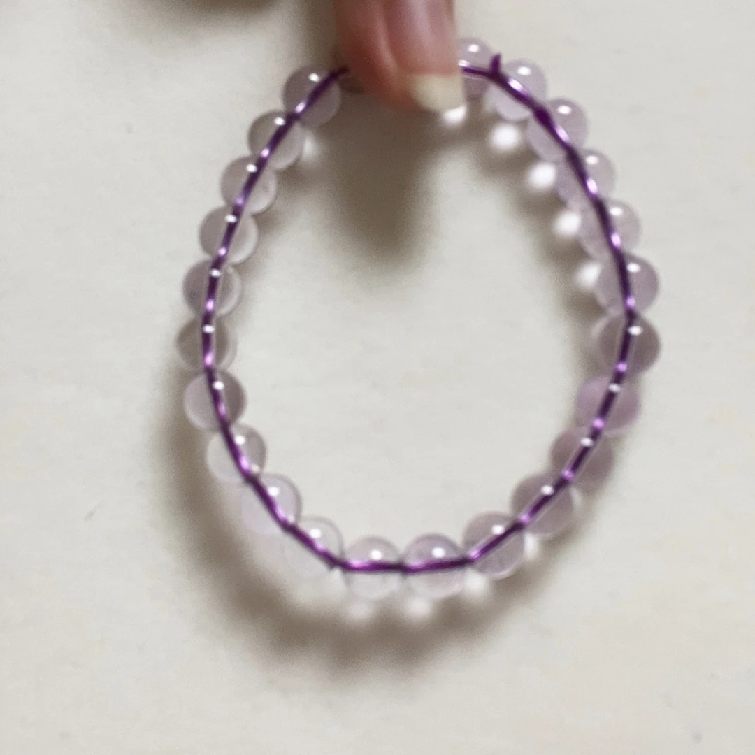 水晶手串未镶嵌简单