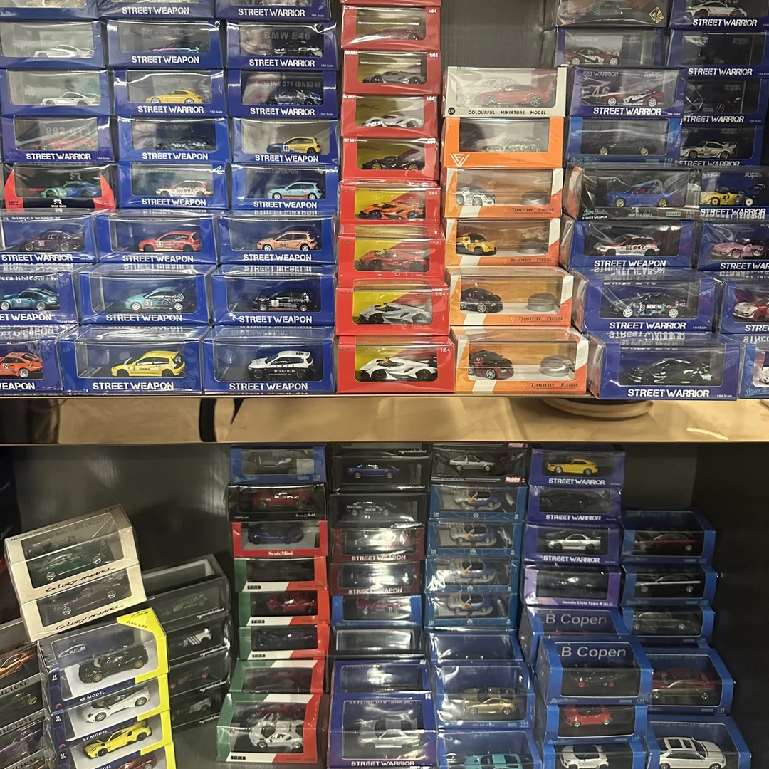新潮家 1:64/1:18比例 汽车模型潮玩 M款 特价链接