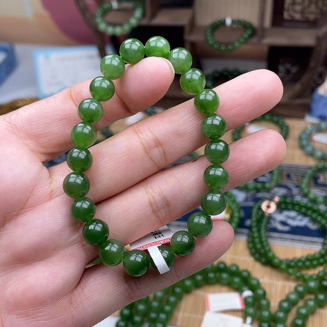 和田玉未镶嵌手链菠菜绿卡8