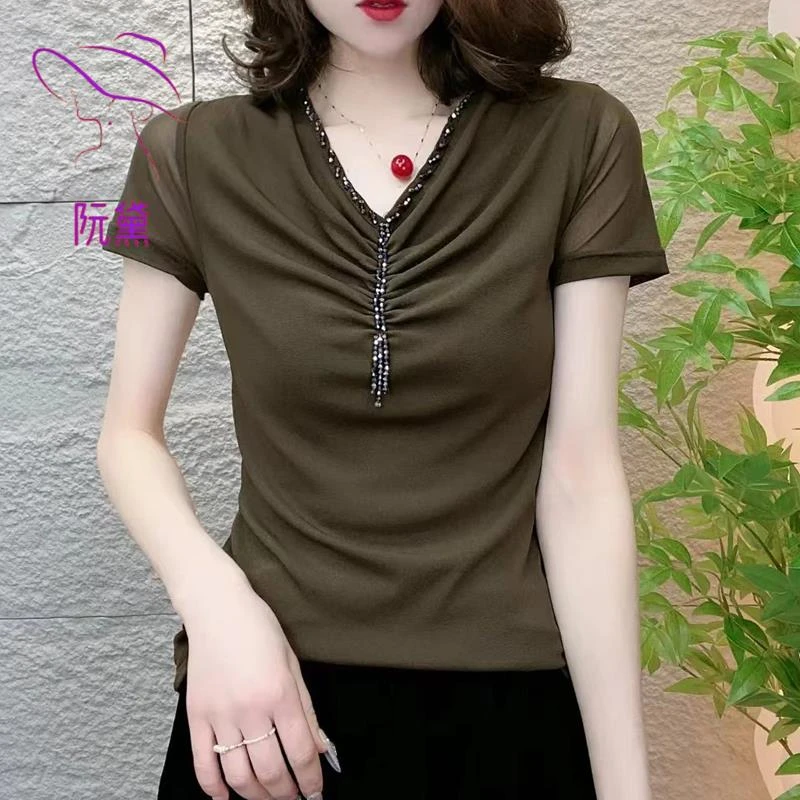 阮黛洋气百搭v领网纱上衣钉珠短袖打底衫T恤女夏修身显瘦遮肚小衫