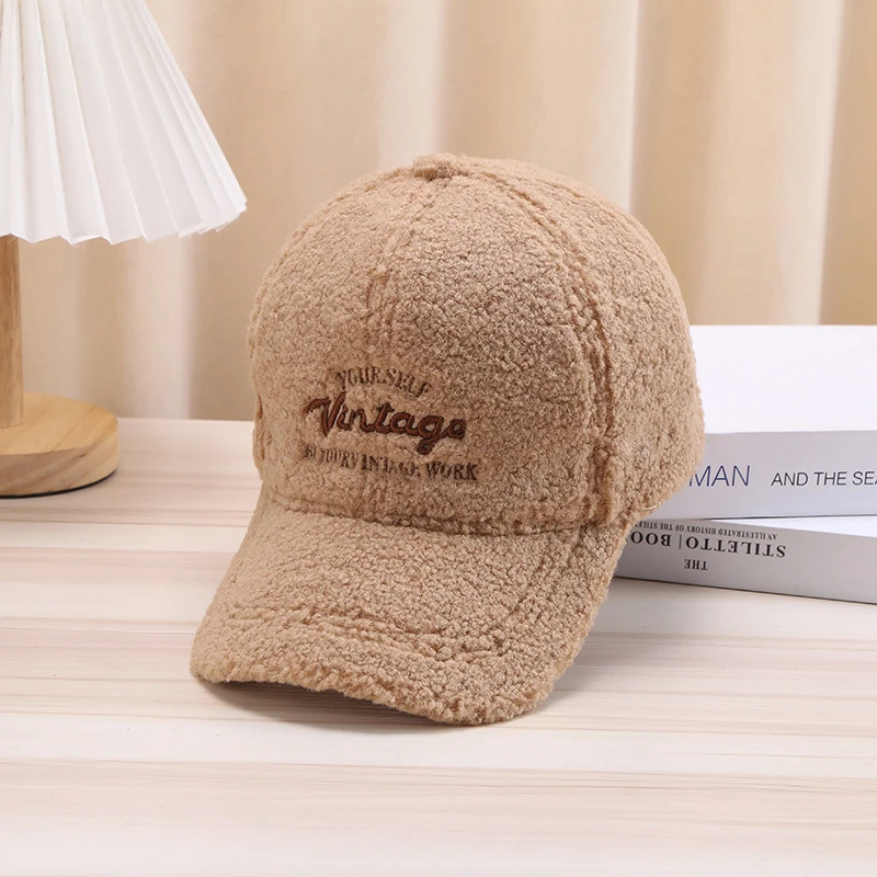 秋冬加厚羊羔绒棒球帽户外高尔夫球帽韩版时尚字母刺绣鸭舌帽现货