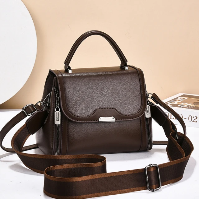 港风复古小包包女2025新款春夏高级感手提女包简约大容量斜挎女包