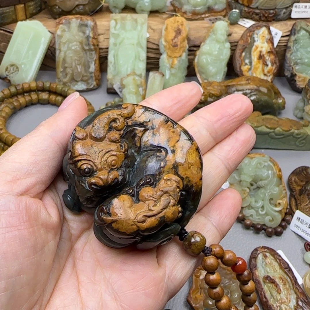 ****壞岫岩河磨玉（透闪石质玉）未镶嵌珠宝奇石