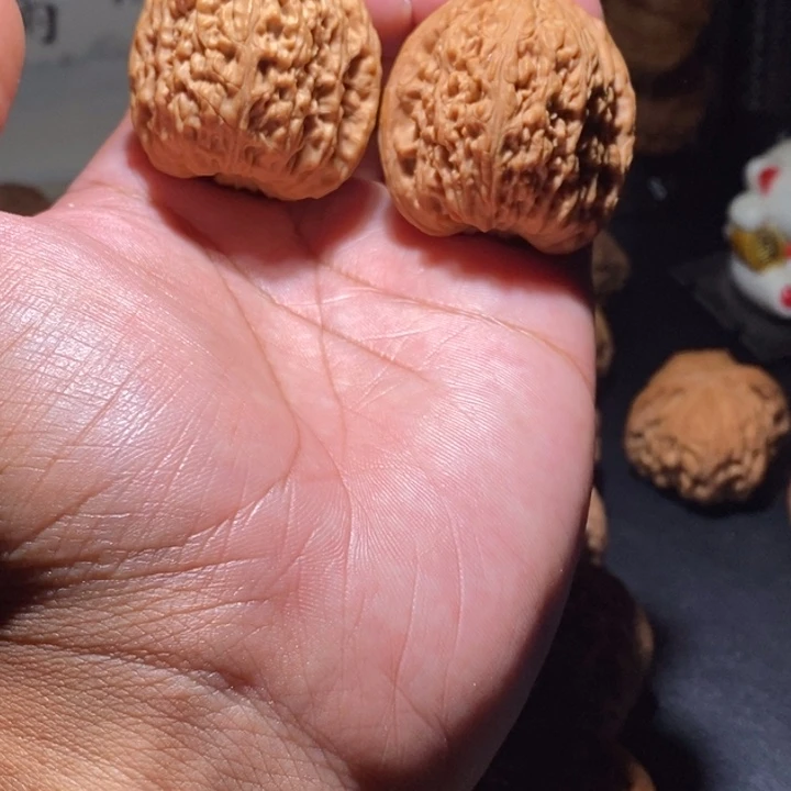 把件文玩核桃x*z南疆石