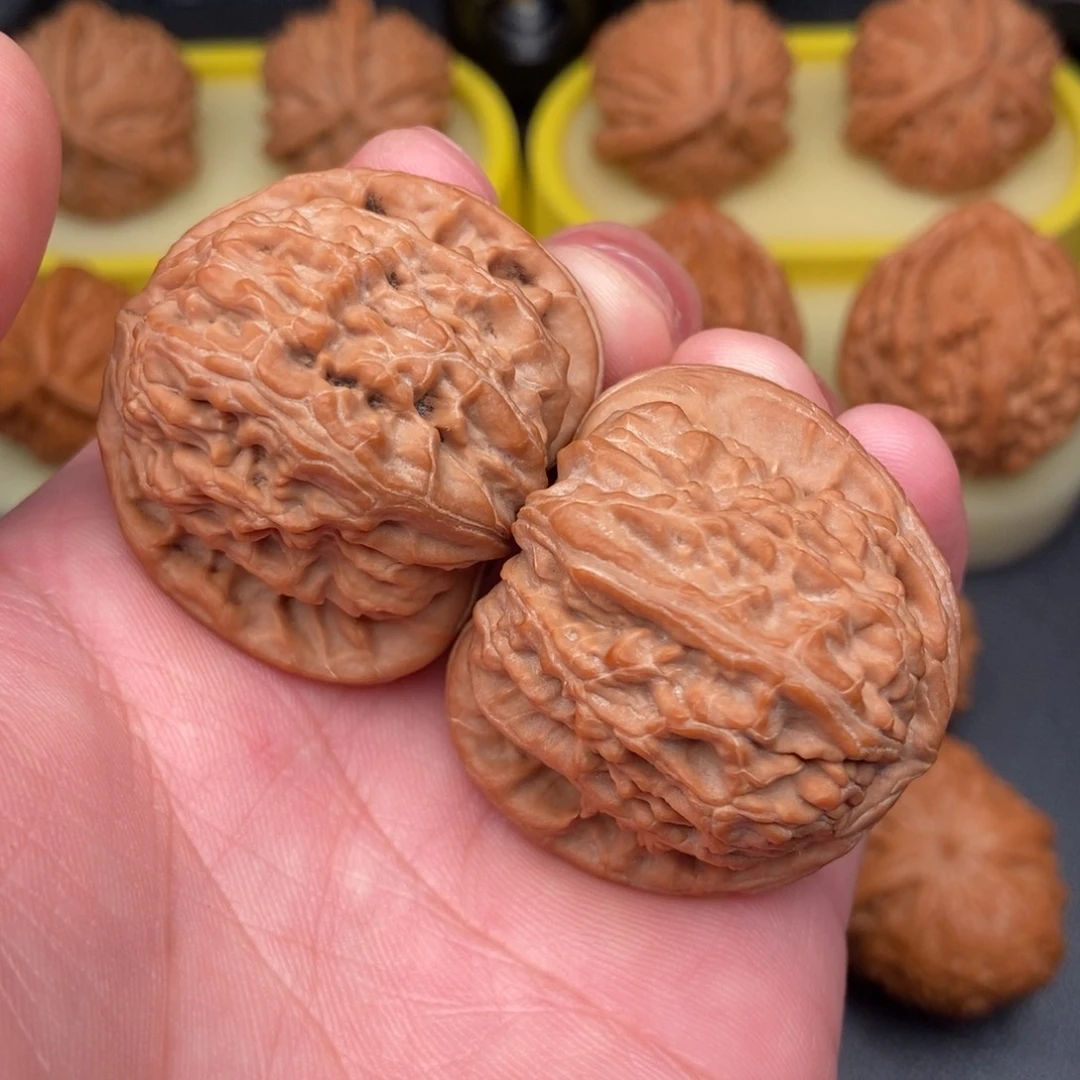 把件文玩核桃经典白狮40