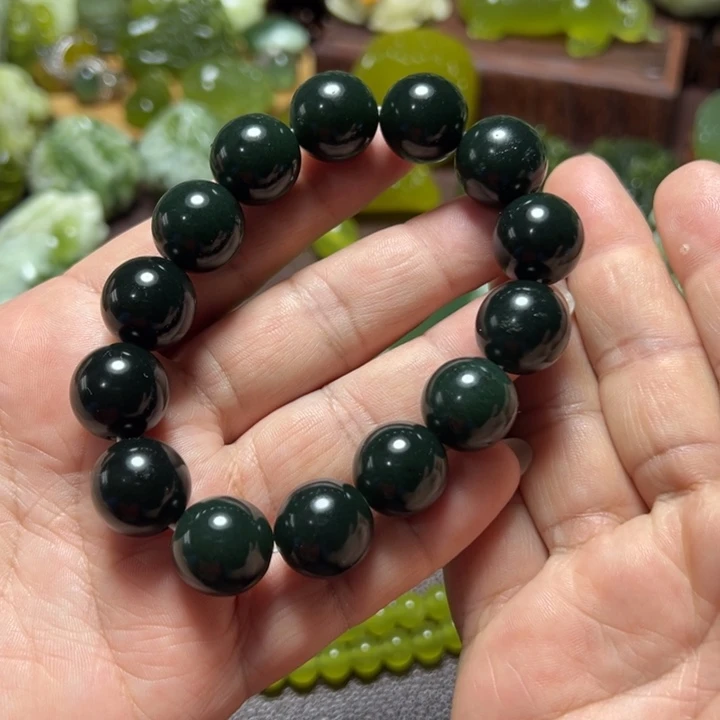 未镶嵌蛇纹石玉手链