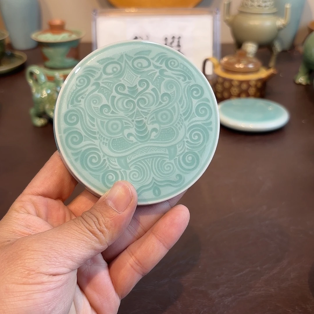 瓷片龙泉青瓷福利青瓷