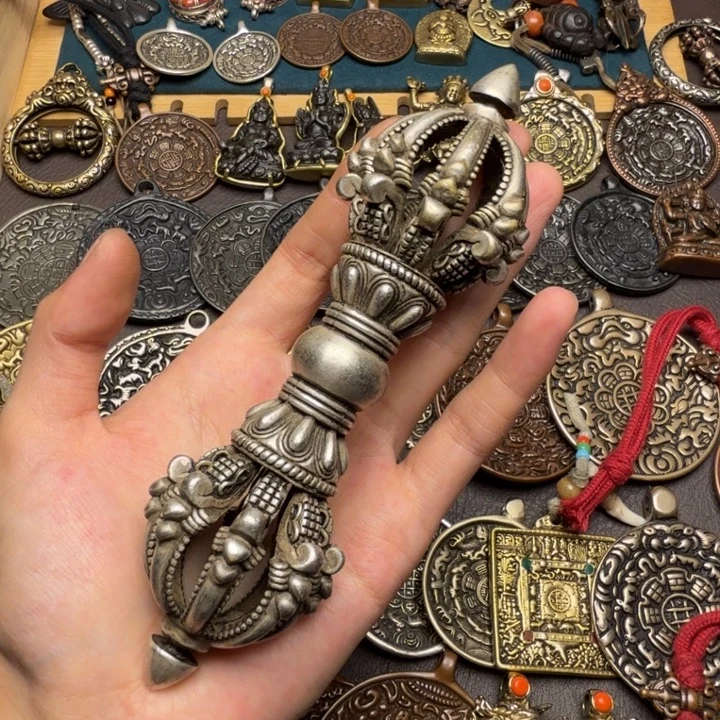 藏传文玩九宫如图