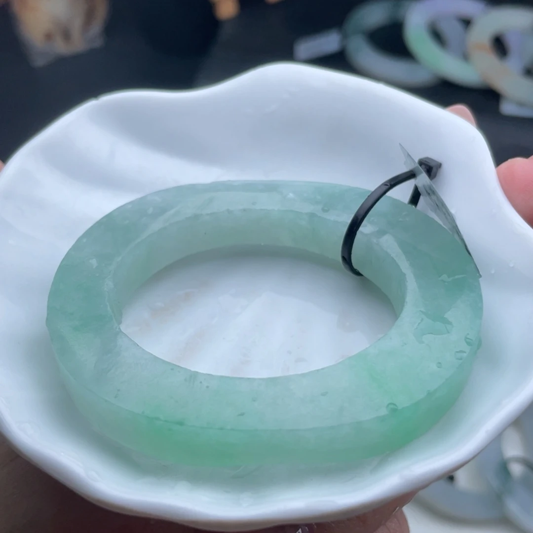 定制翡翠未镶嵌57内