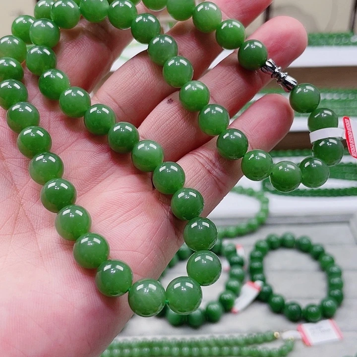 和田玉（碧玉）未镶嵌颈饰