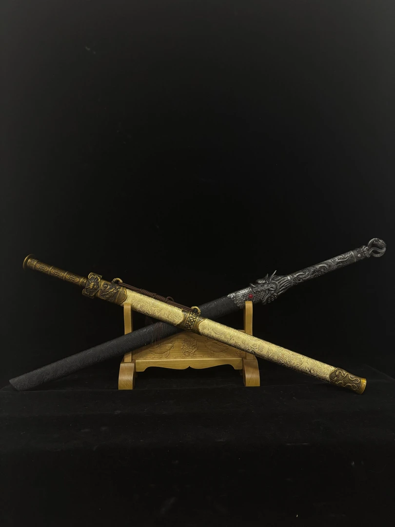 新疆专场【傲龙唐横刀】  高性能锰钢 实木锦缎  未开刃摆件