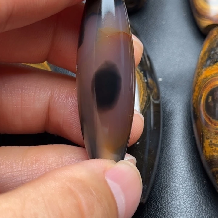 用***3碧石未镶嵌颈饰珠