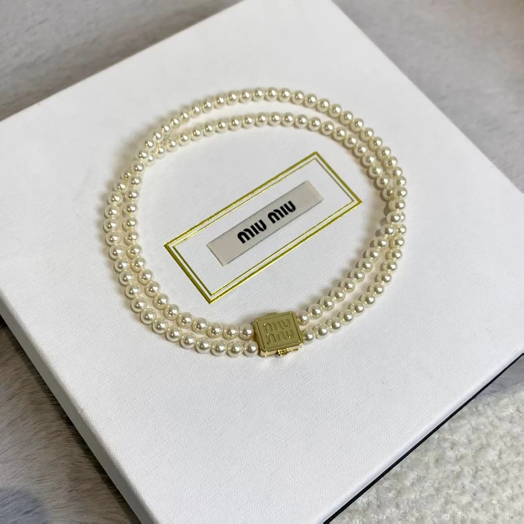 99新 MIU MIU/缪缪 壹臻/珍珠choker 84010439
