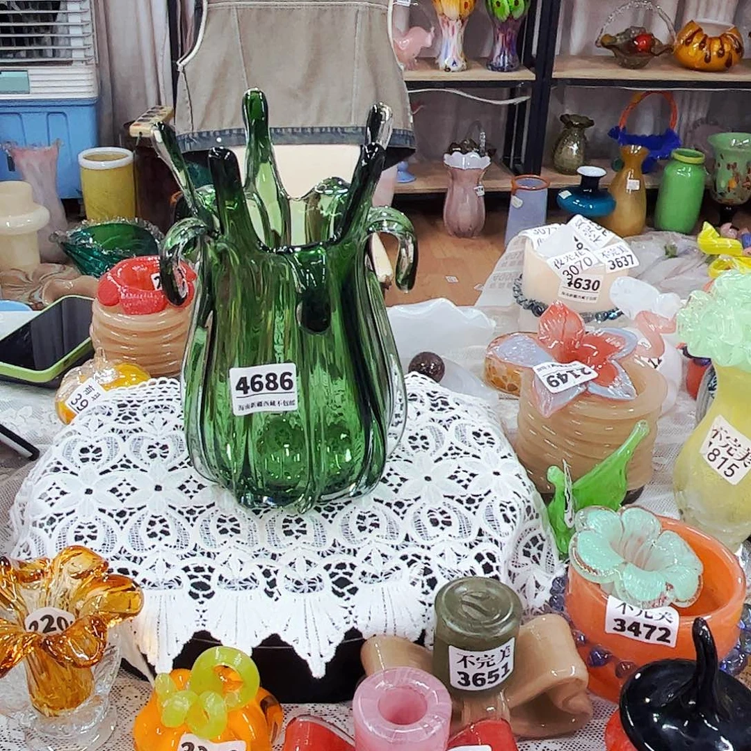 4686 家悦琉璃工艺品