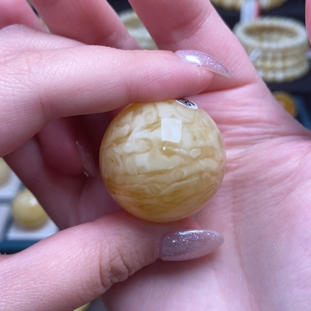 蜜蜡未镶嵌珠宝奇石卡30.7