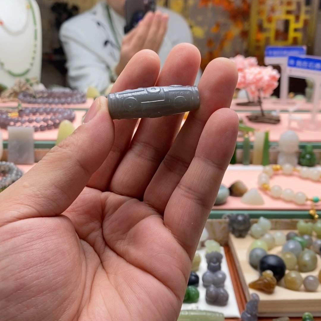 和田玉未镶嵌吊坠(不含链)