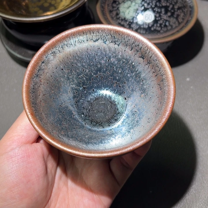 茶盏我们是有共同话题