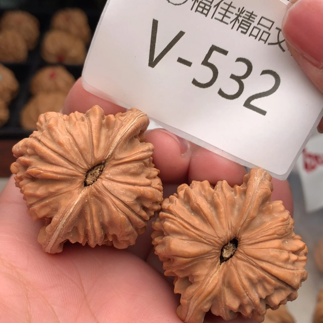 文玩核桃把件43楼………..