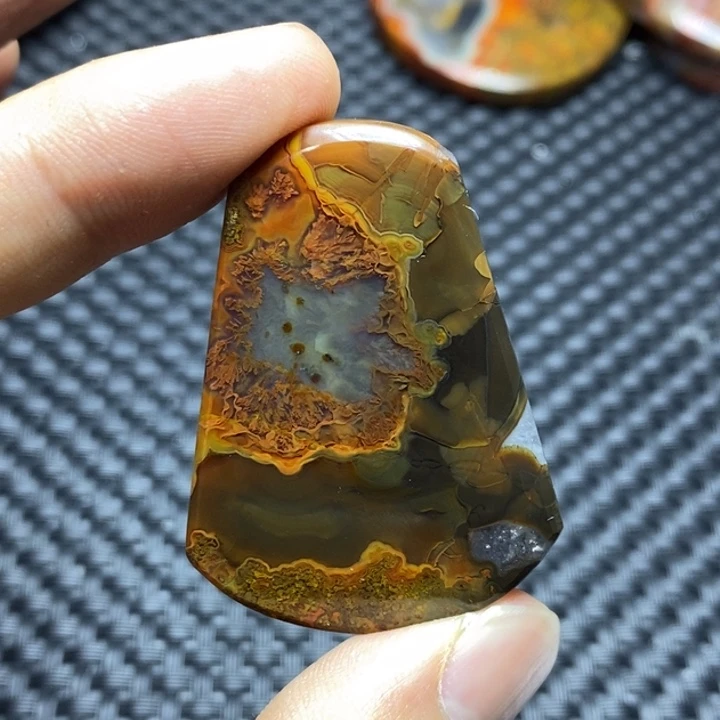 玛瑙/玉髓颈饰未镶嵌兰*洲