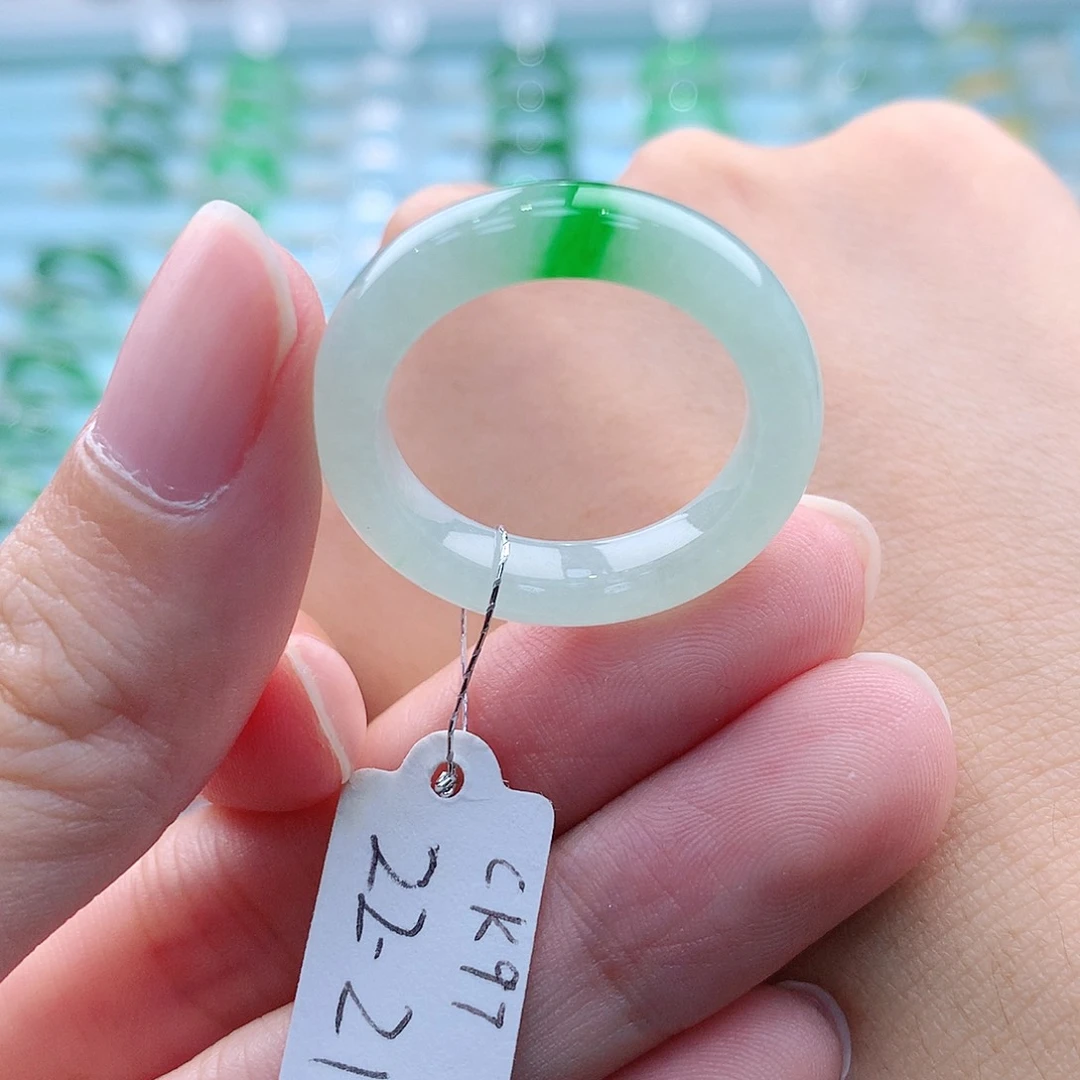 翡翠戒指未镶嵌A货缅甸翡翠