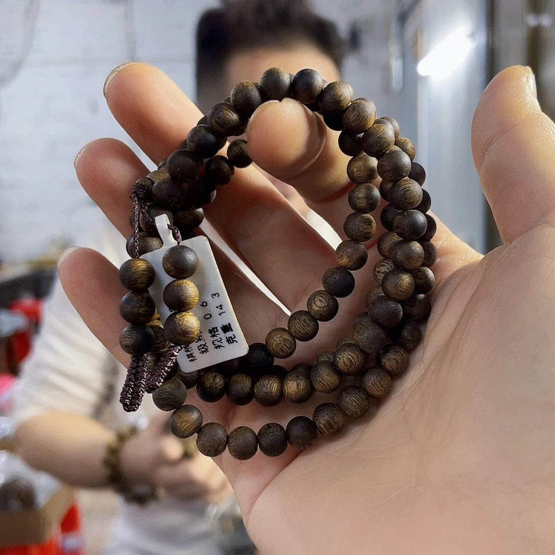沉香手串棋楠蓝宝石圆珠长串0.6/14克多样性发一