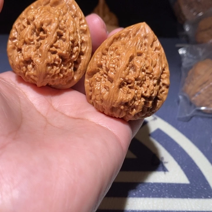 吊坠文玩核桃41尺核樽