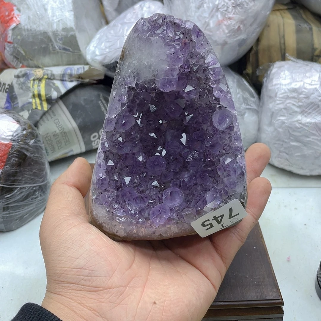 紫晶大型摆件（非配饰）未镶嵌