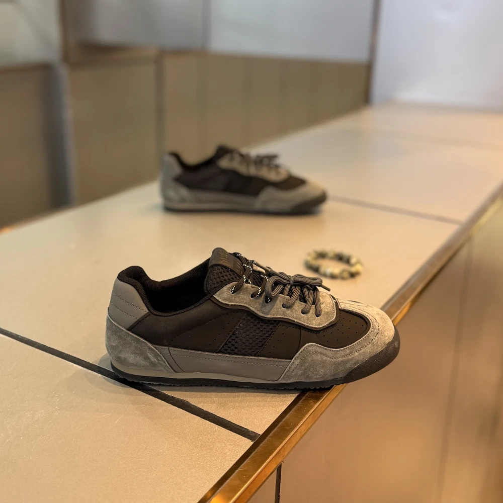 轻奢春季新款男鞋轻便痞帅鞋时尚阿甘鞋休闲百搭男士日常潮款鞋子