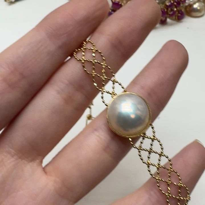 手绳拼合珍珠（马贝珠）18K金镶嵌