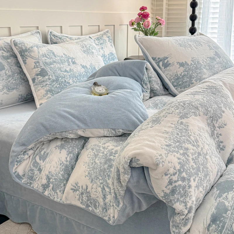 2025新款牛奶绒烂花雕花牛奶绒包边四件套