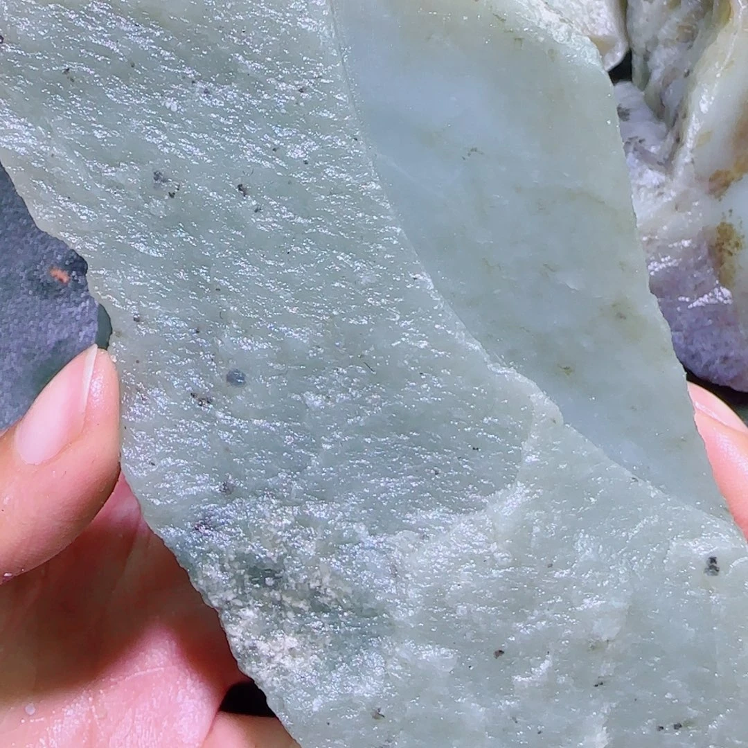 和田玉未镶嵌珠宝半成品