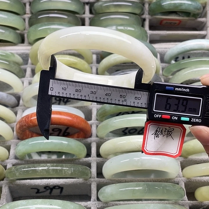 未镶嵌蛇纹石玉手镯299