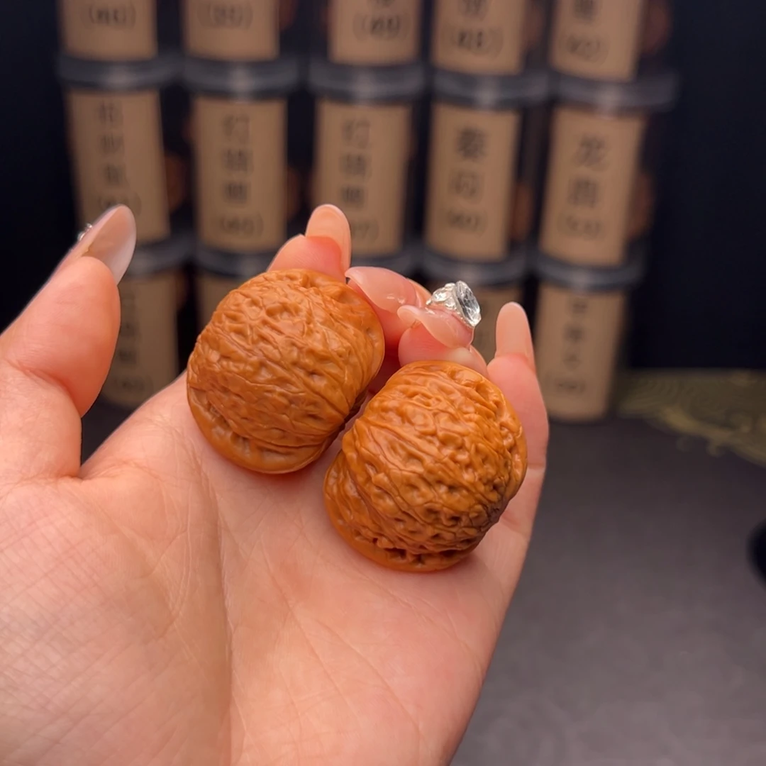 菠***菜文玩核桃吊坠铁锤